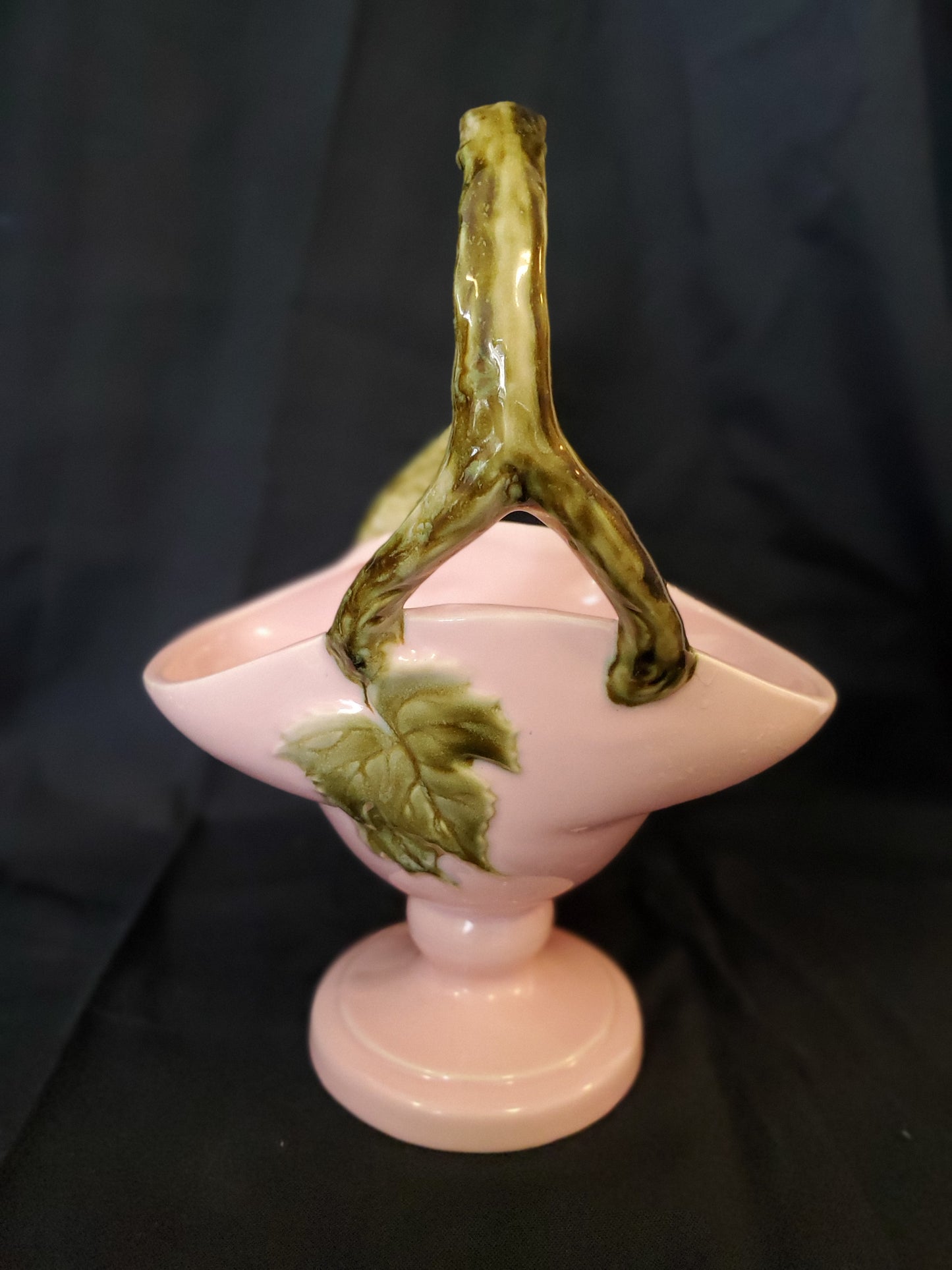 Vintage Hull Art Pottery Tokay Tuscany Grapes & Vine Pink Basket